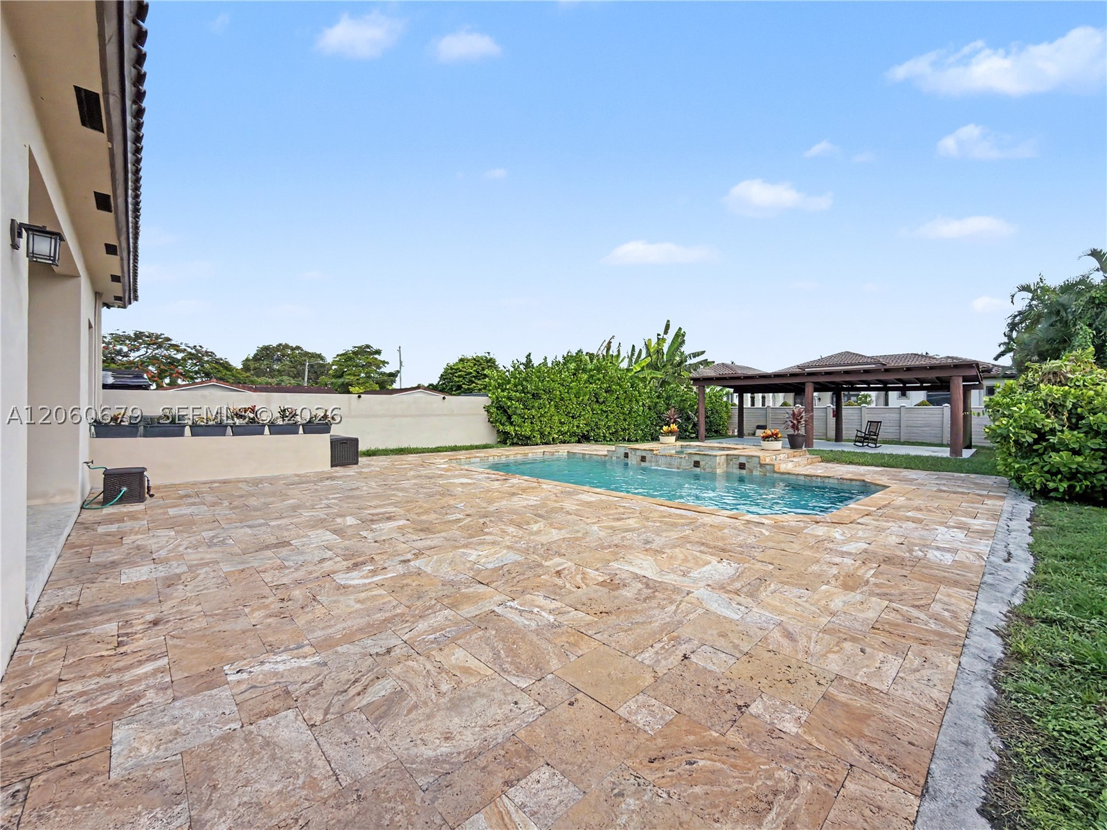 5889 SW 17th St, Miami FL 33155