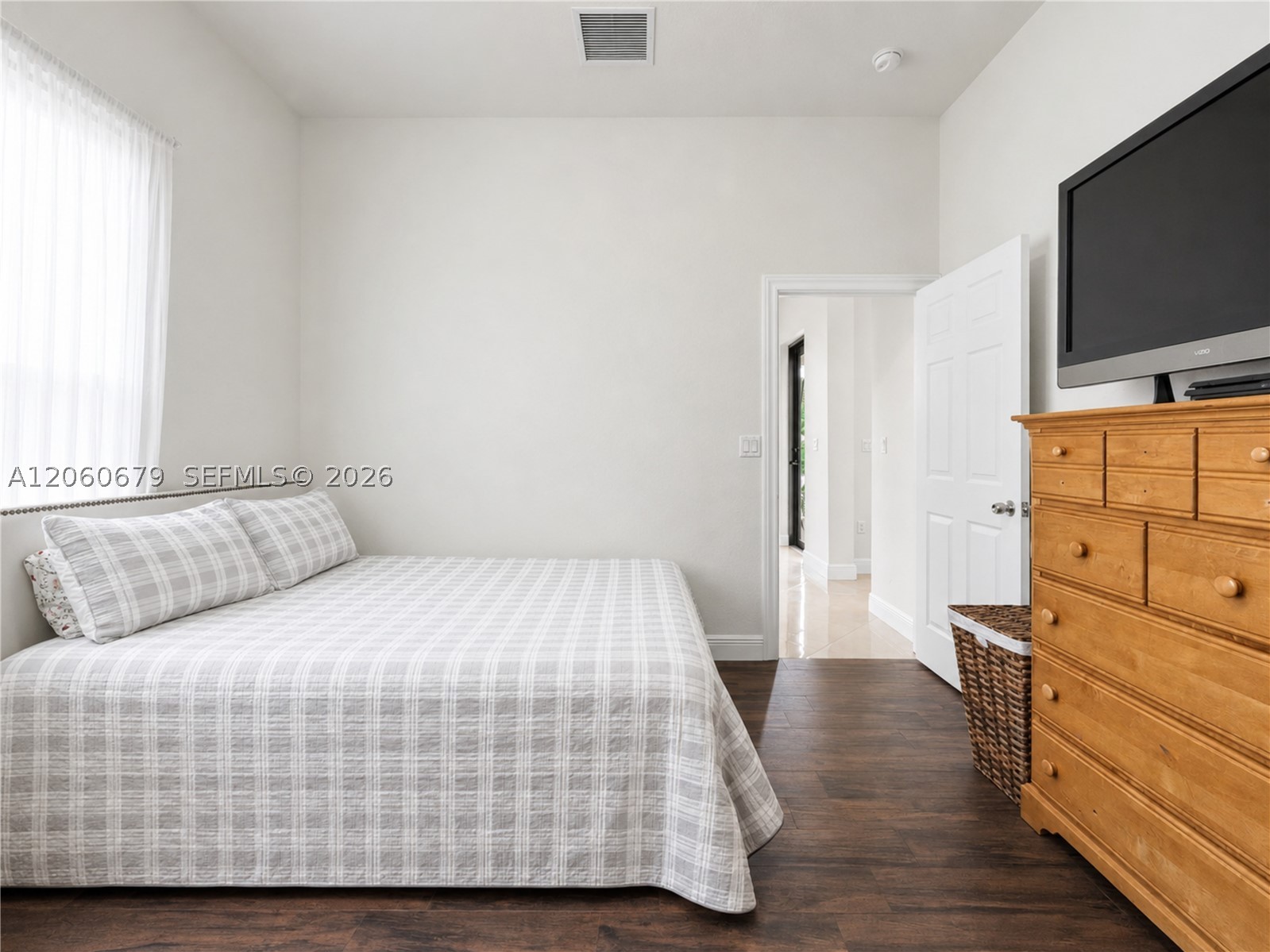 5889 SW 17th St, Miami FL 33155