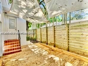 400 NE 86th St #400, El Portal FL 33138