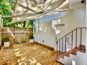 400 NE 86th St #400, El Portal FL 33138