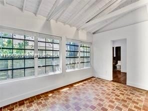 400 NE 86th St #400, El Portal FL 33138
