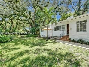400 NE 86th St #400, El Portal FL 33138