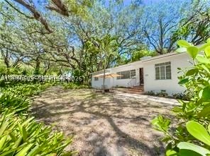 400 NE 86th St #400, El Portal FL 33138