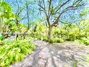 400 NE 86th St #400, El Portal FL 33138