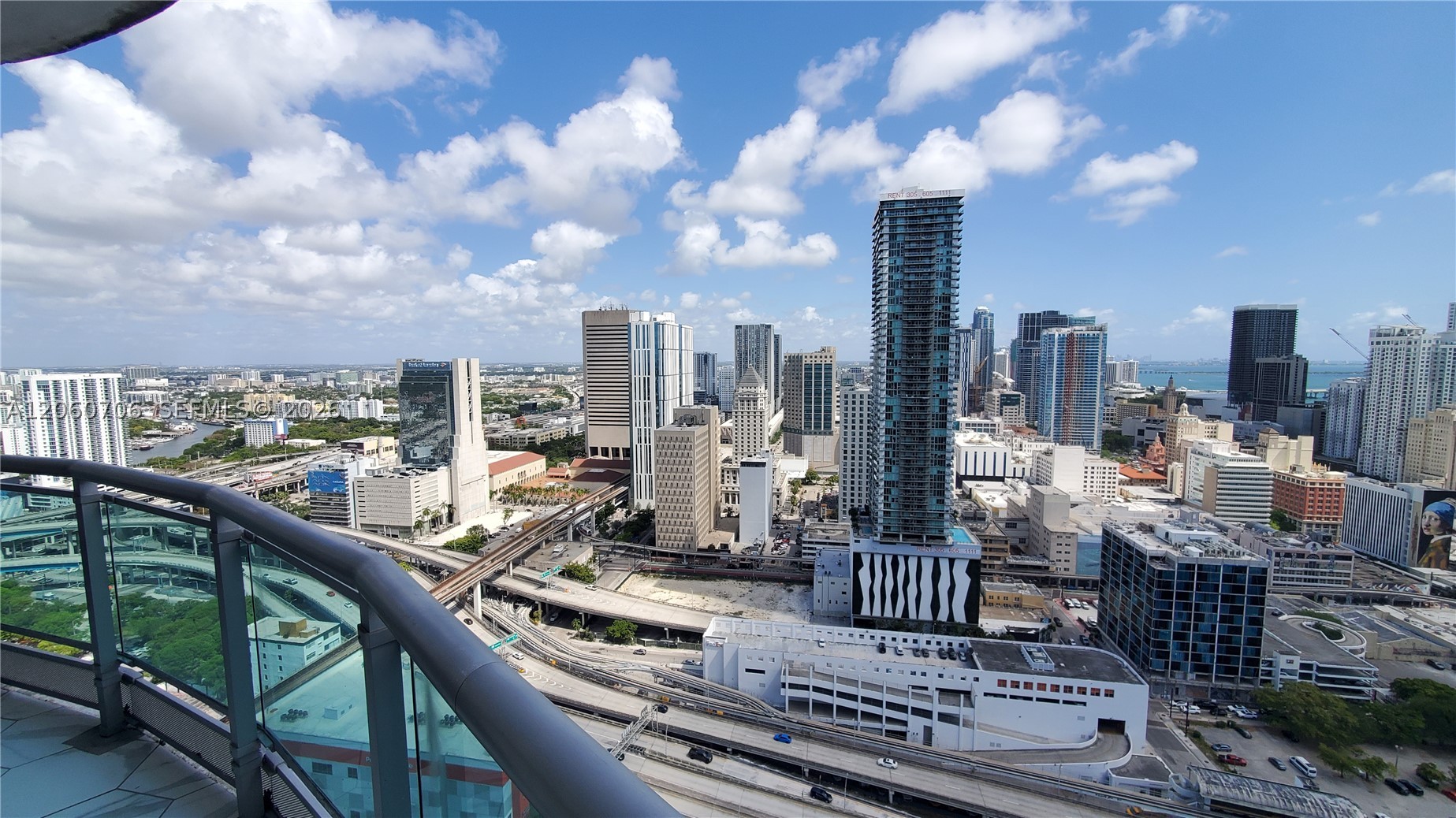 350 S Miami Ave #3713, Miami FL 33130