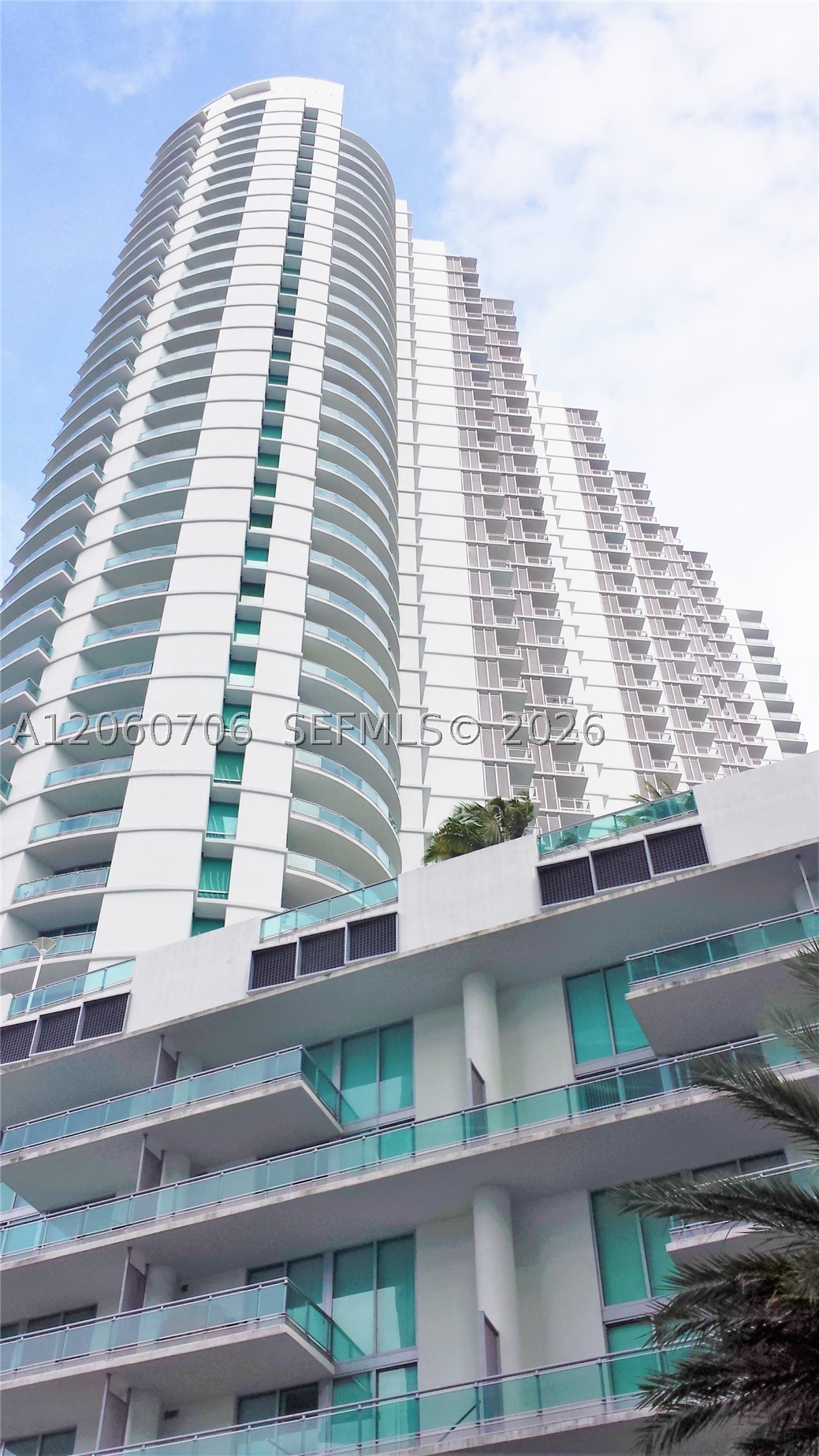 350 S Miami Ave #3713, Miami FL 33130