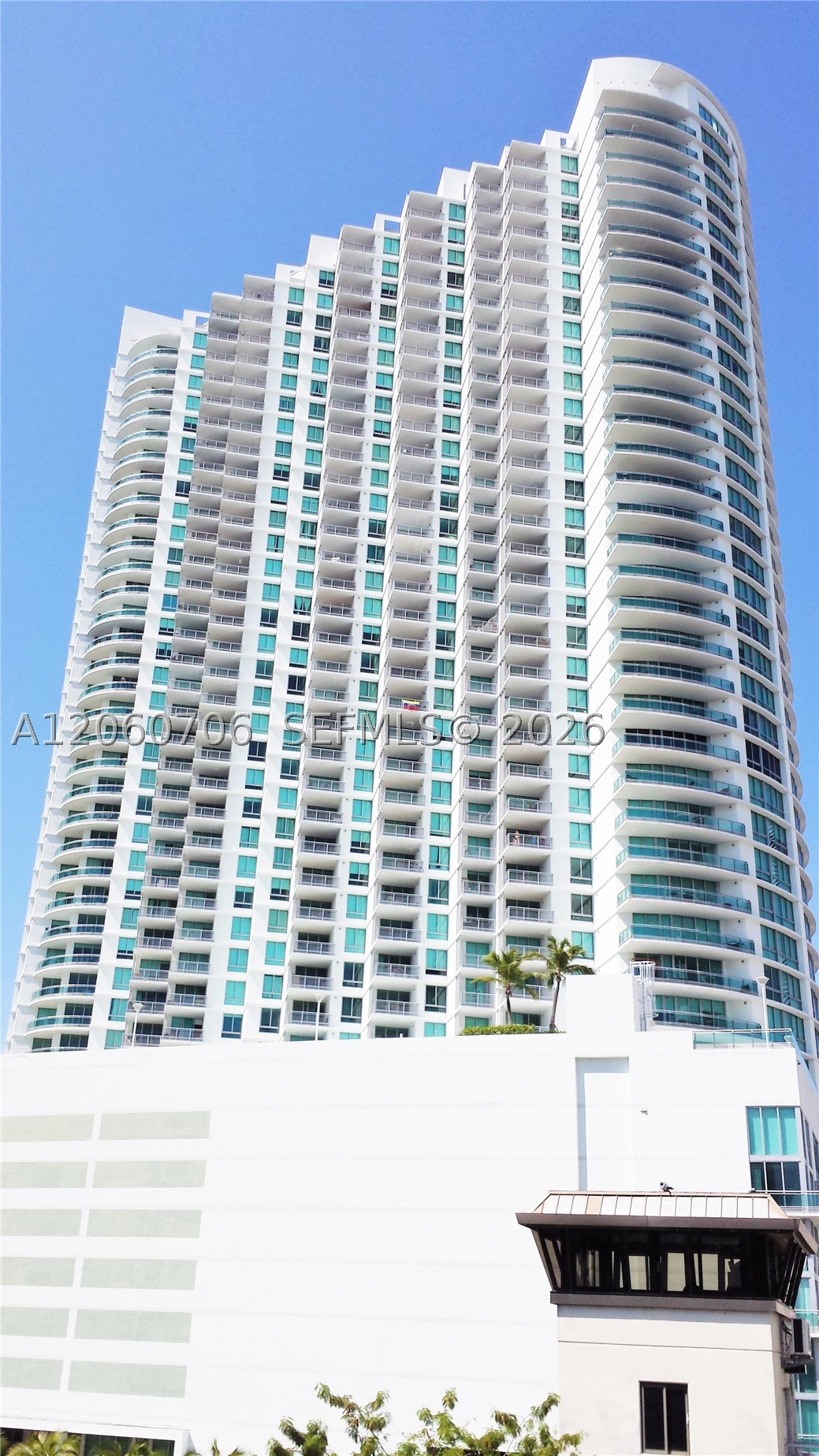 350 S Miami Ave #3713, Miami FL 33130