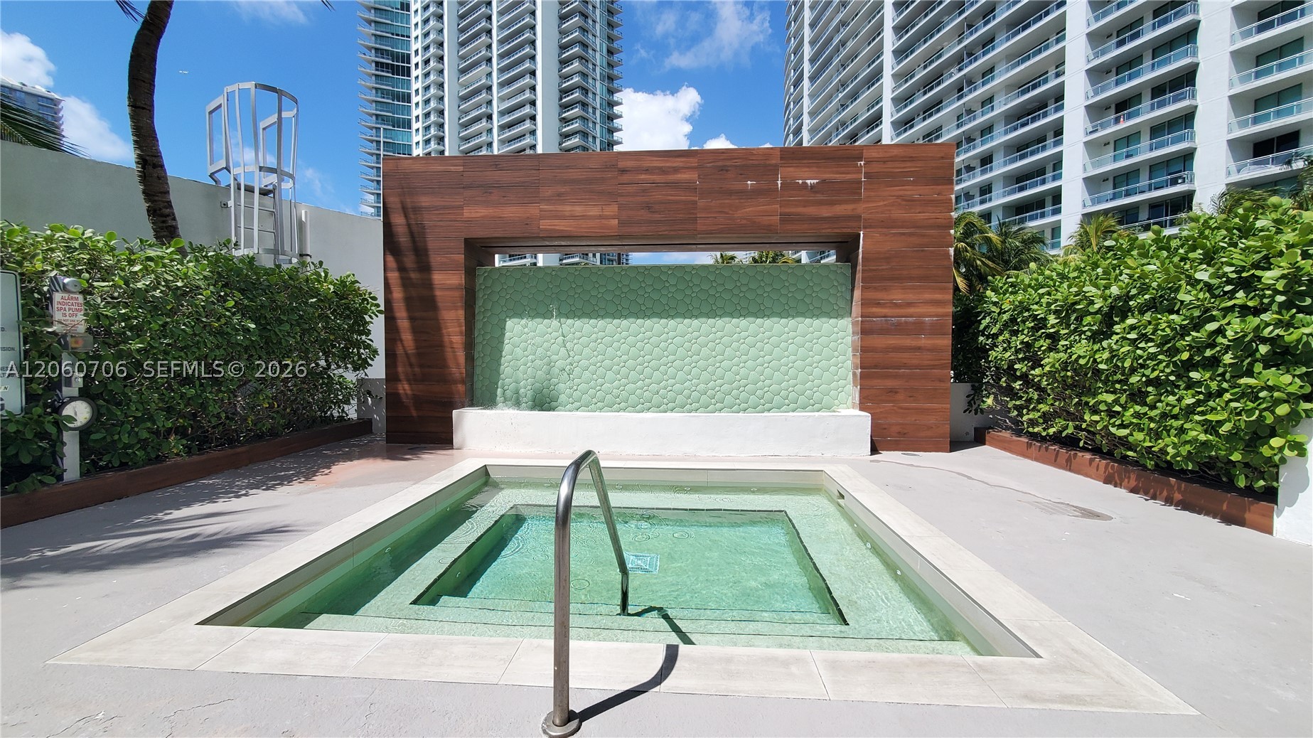 350 S Miami Ave #3713, Miami FL 33130