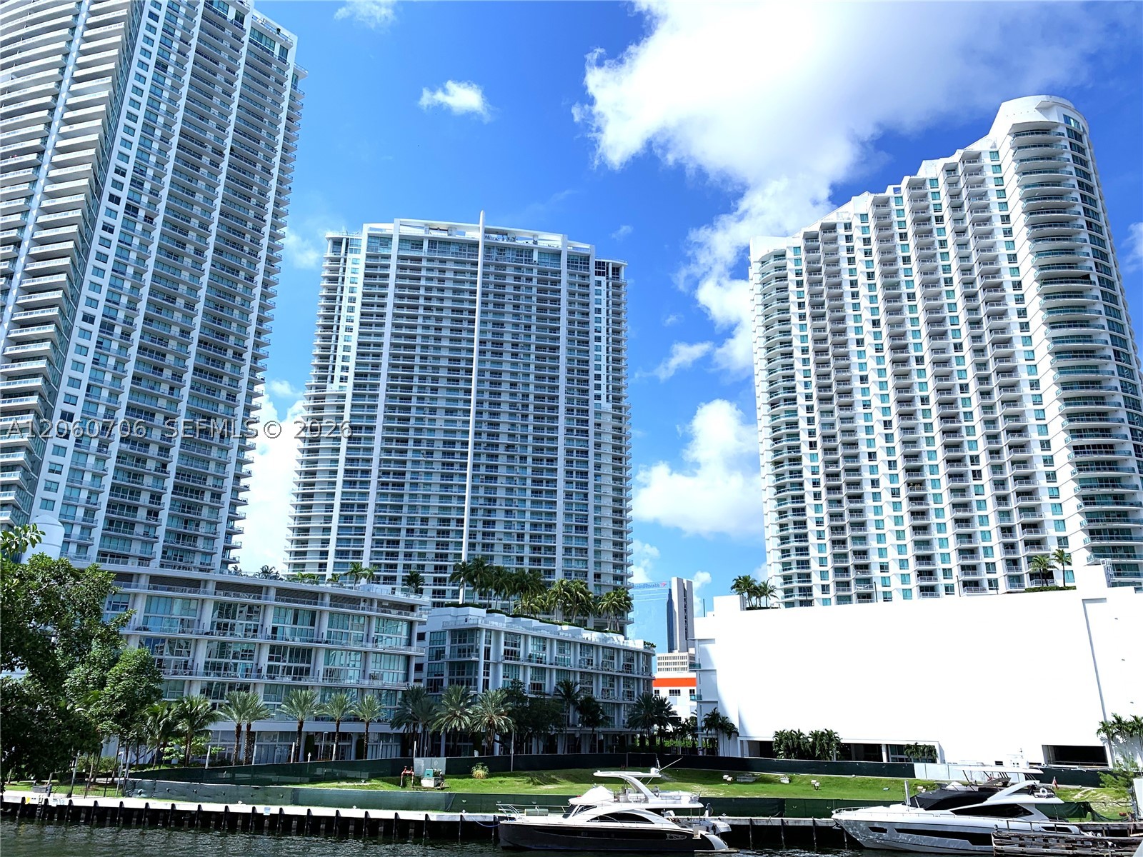 350 S Miami Ave #3713, Miami FL 33130