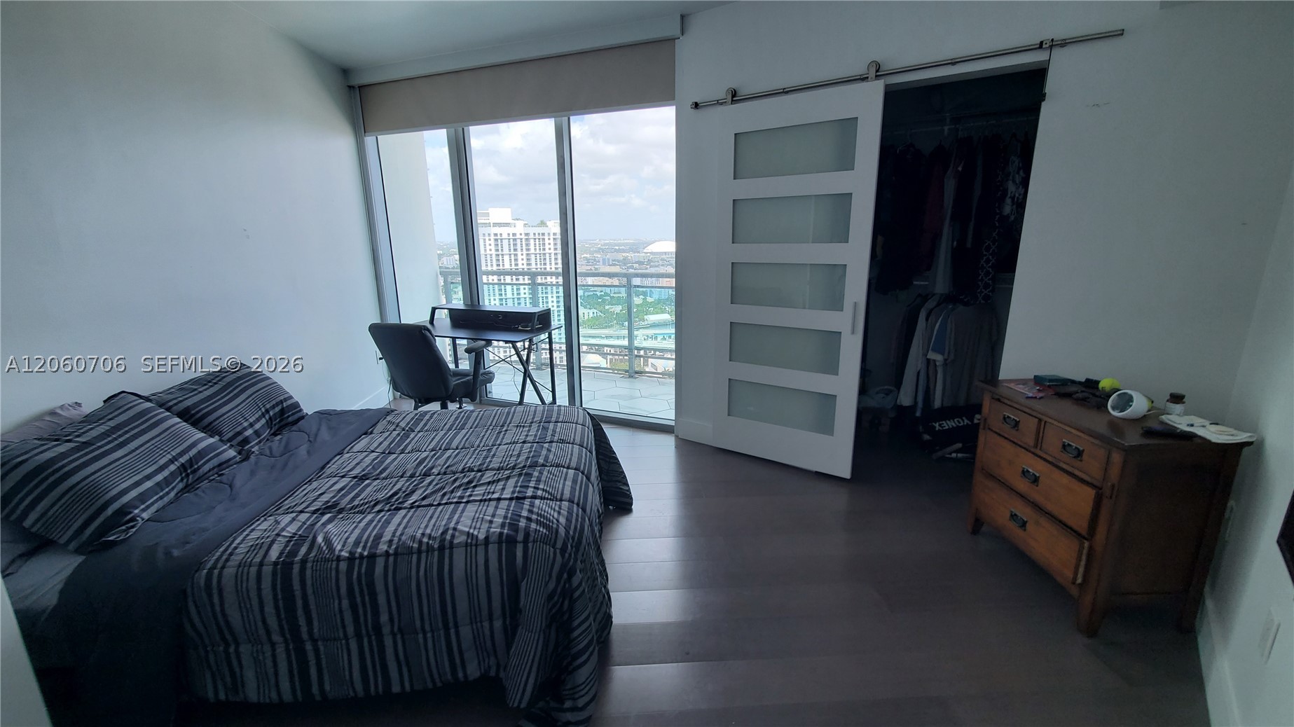 350 S Miami Ave #3713, Miami FL 33130