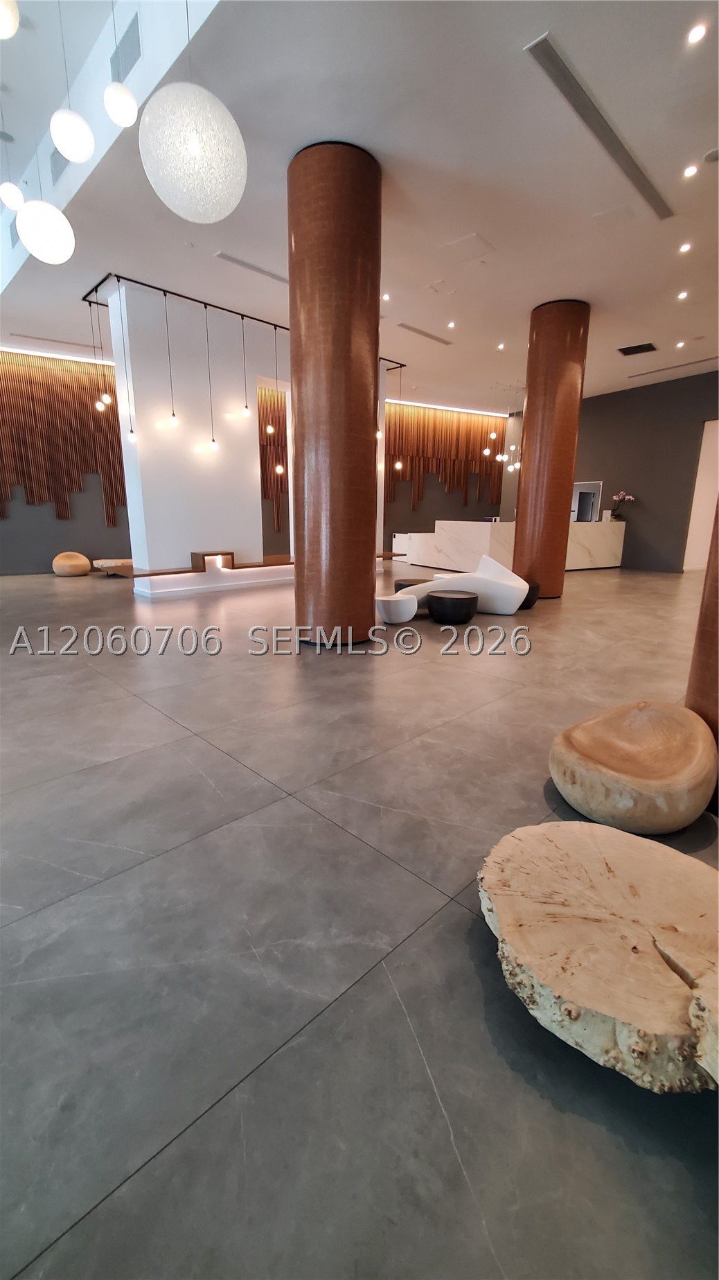 350 S Miami Ave #3713, Miami FL 33130
