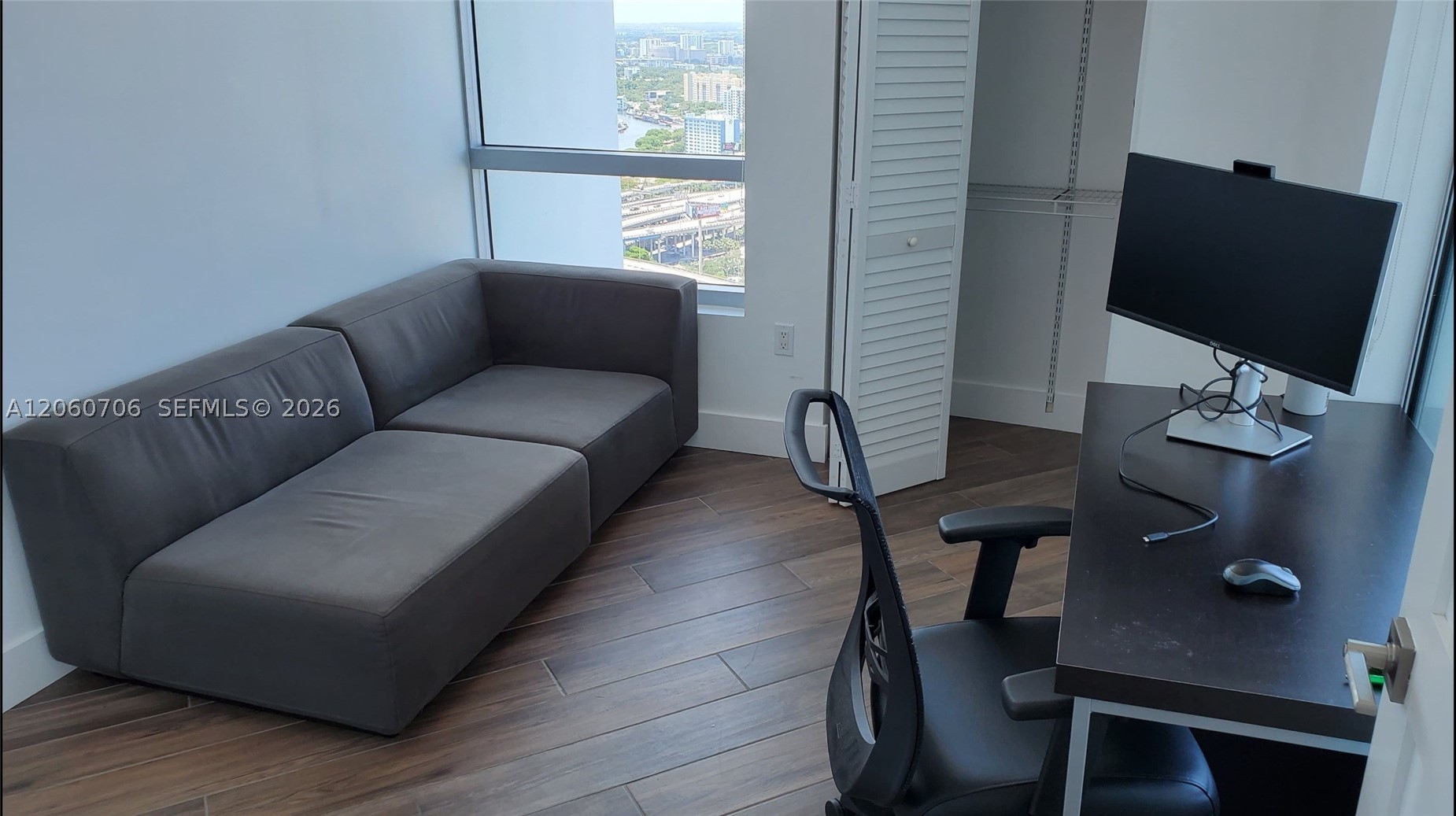 350 S Miami Ave #3713, Miami FL 33130