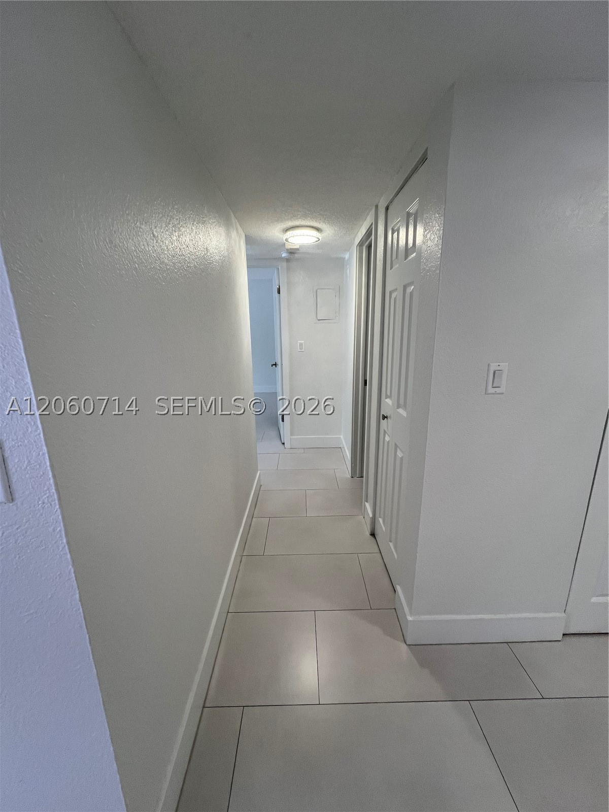 9520 SW 8th St #118, Miami FL 33174
