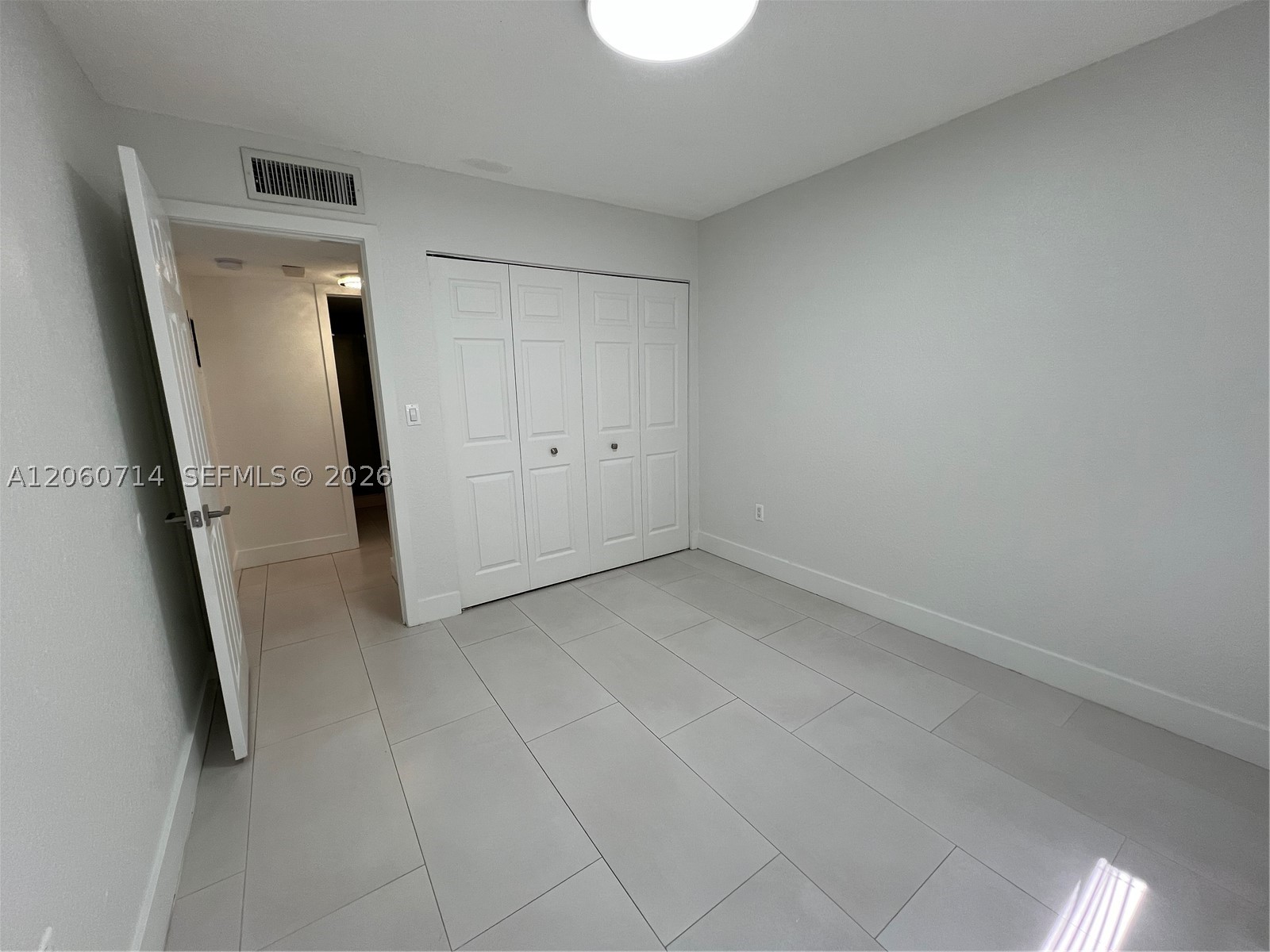 9520 SW 8th St #118, Miami FL 33174