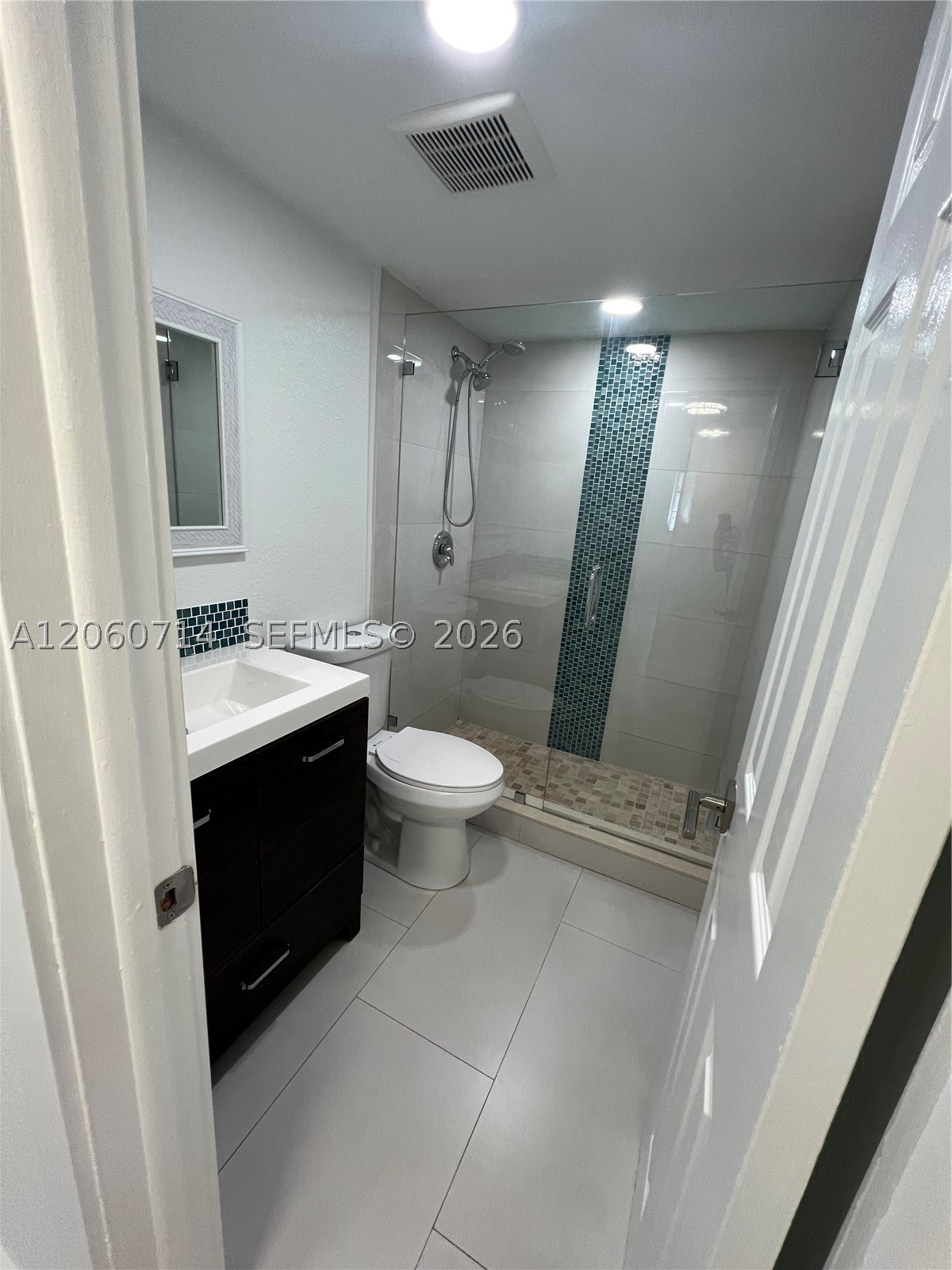 9520 SW 8th St #118, Miami FL 33174