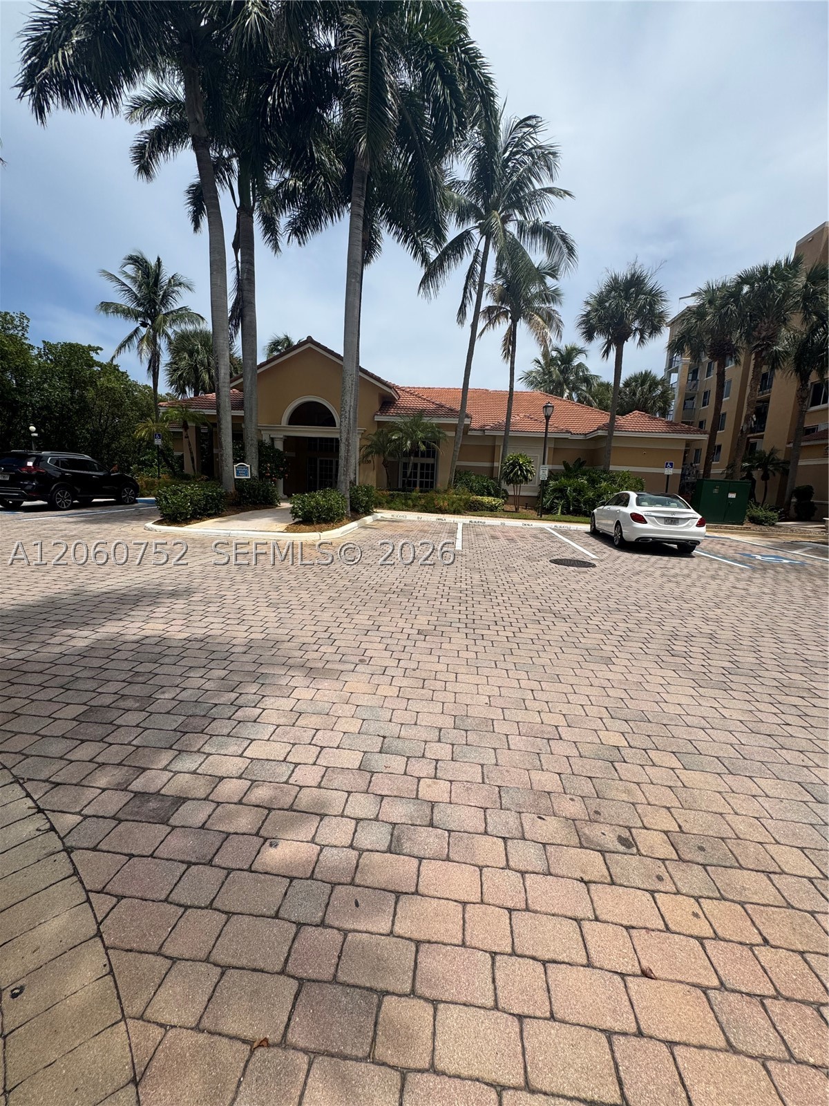 800 Scotia Dr #103, Hypoluxo FL 33462