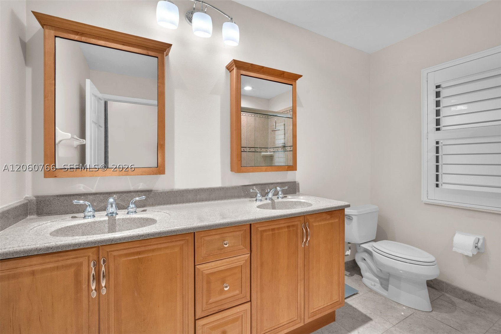 5143 NW 42nd Ter, Coconut Creek FL 33073