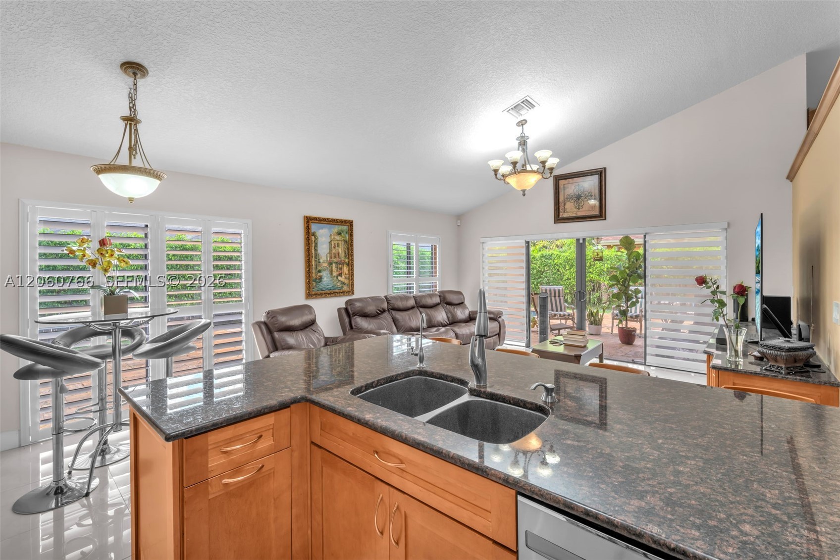 5143 NW 42nd Ter, Coconut Creek FL 33073