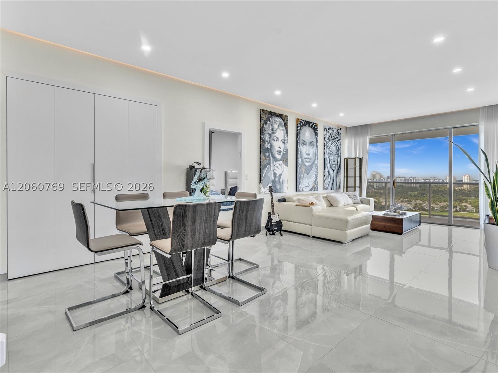3731 N Country Club Dr #PH-24, Aventura FL 33180