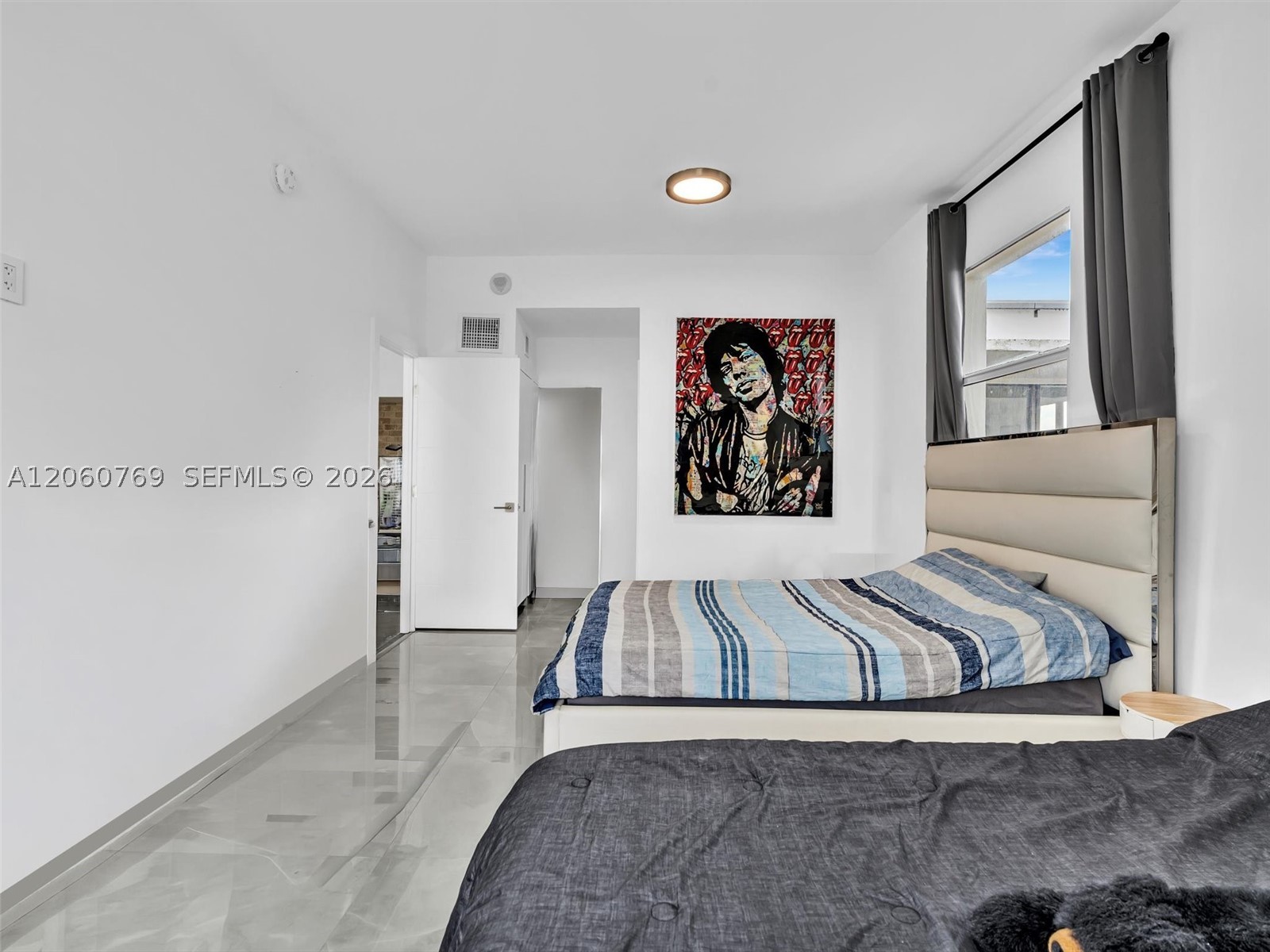 3731 N Country Club Dr #PH-24, Aventura FL 33180