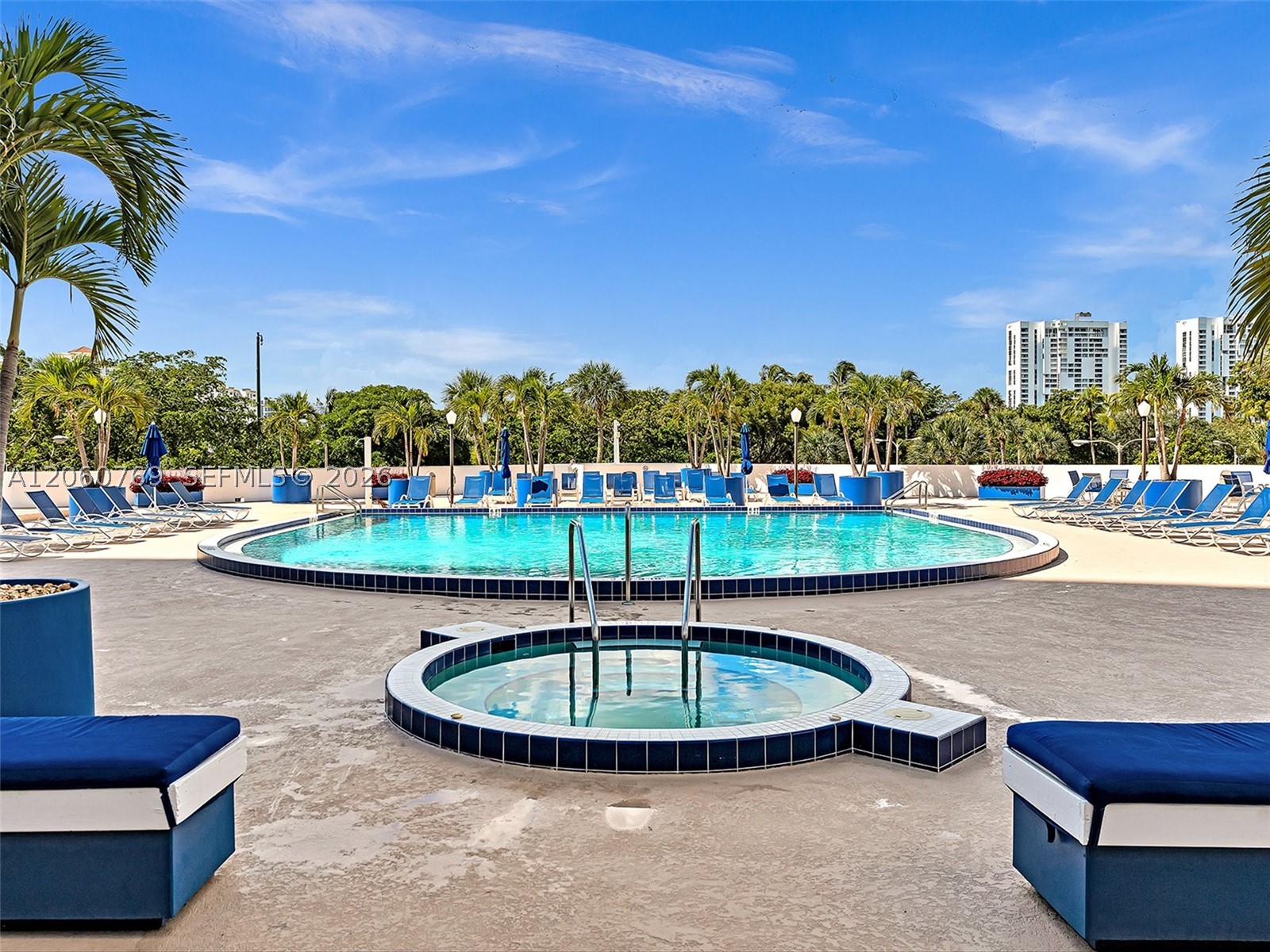 3731 N Country Club Dr #PH-24, Aventura FL 33180
