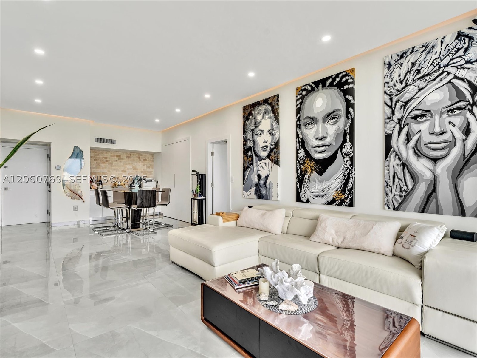 3731 N Country Club Dr #PH-24, Aventura FL 33180