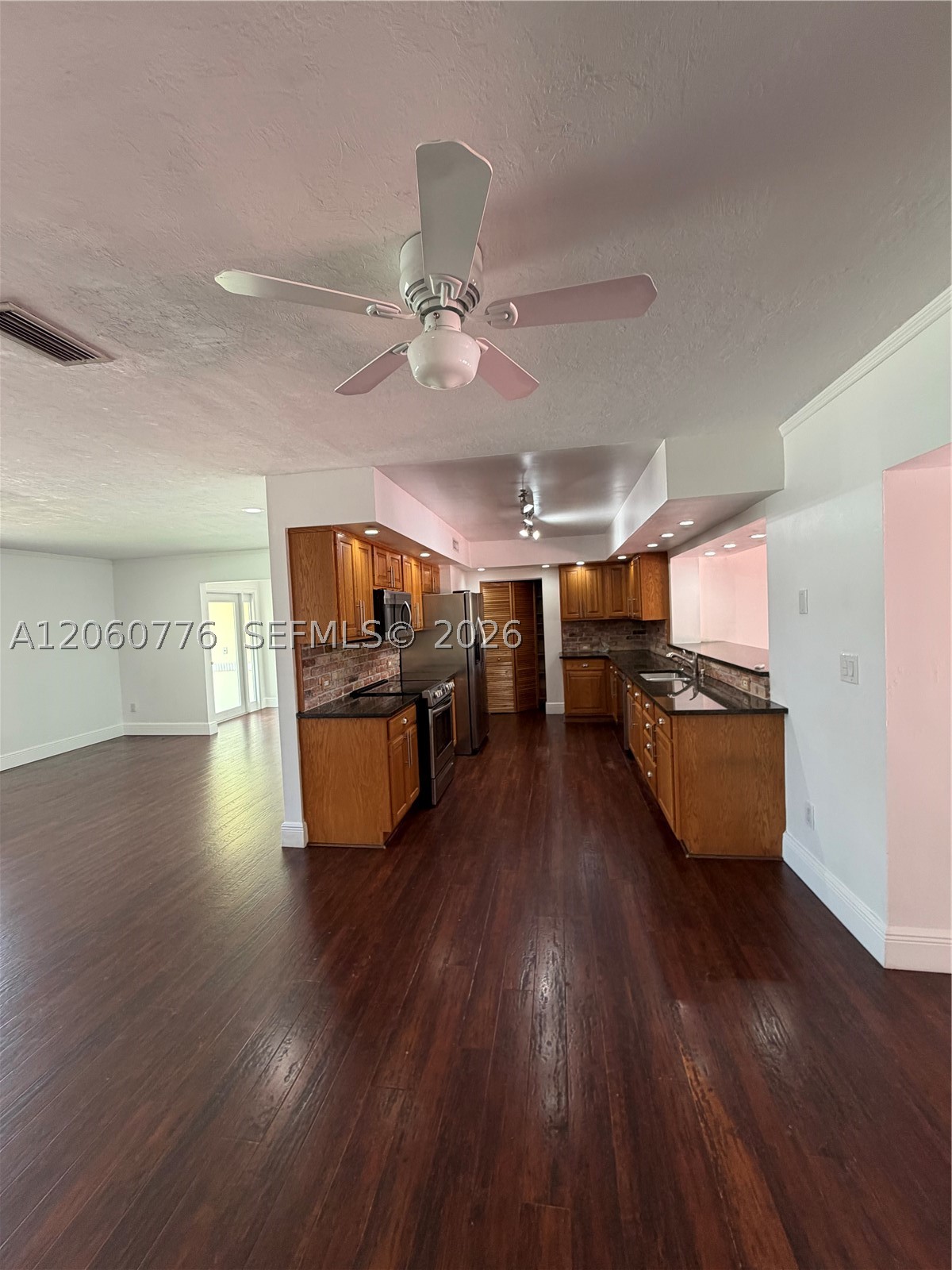 6305 Marlin Dr, Coral Gables FL 33158