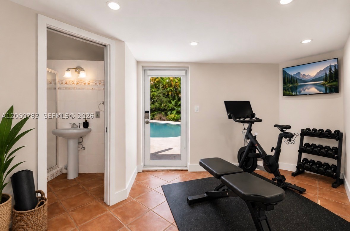451 Ridge Rd, Coral Gables FL 33143