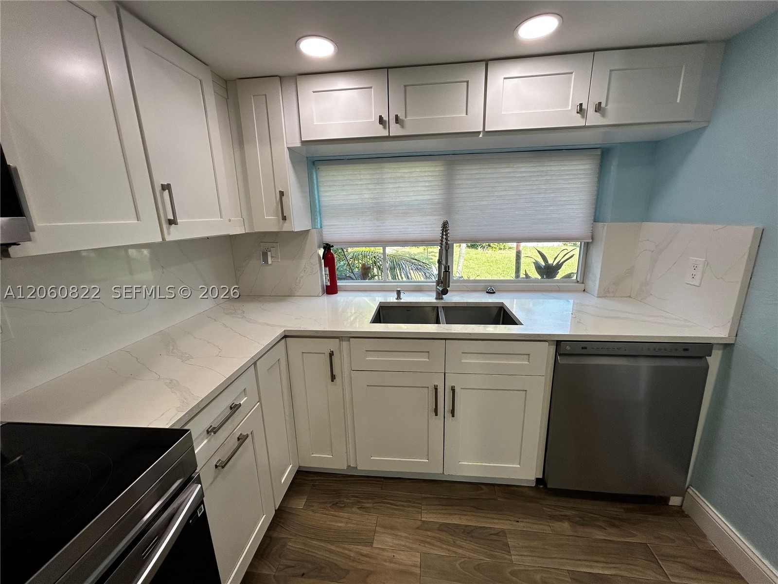 2403 NW 108th Ter, Sunrise FL 33322