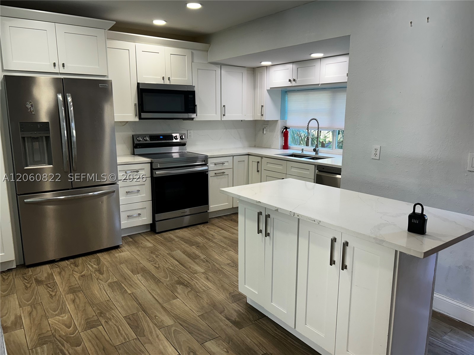 2403 NW 108th Ter, Sunrise FL 33322