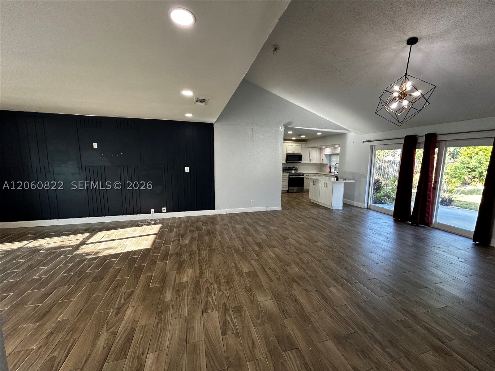 2403 NW 108th Ter, Sunrise FL 33322