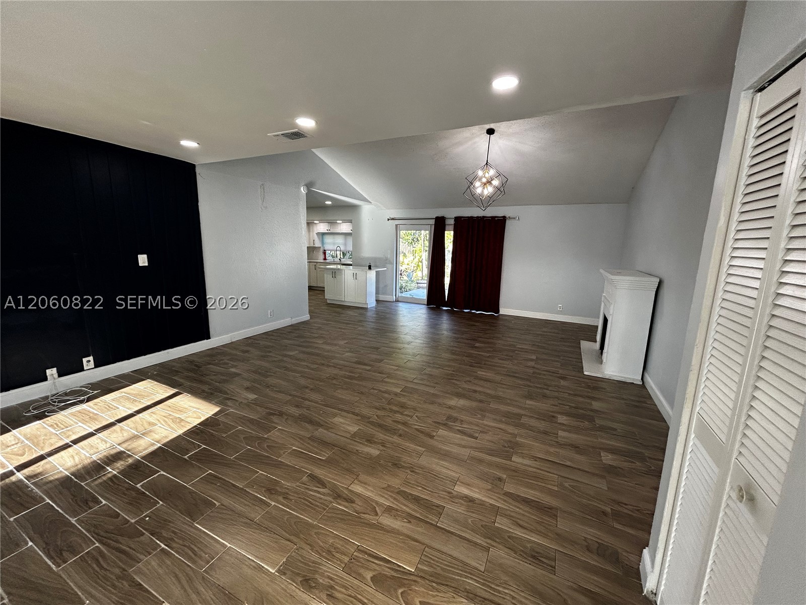 2403 NW 108th Ter, Sunrise FL 33322