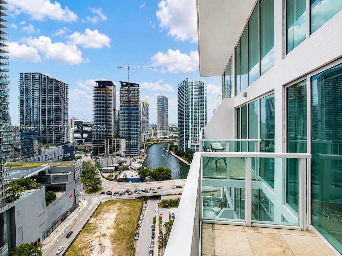 41 SE 5th St #1412, Miami FL 33131
