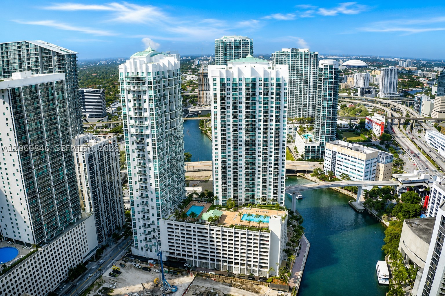 41 SE 5th St #1412, Miami FL 33131