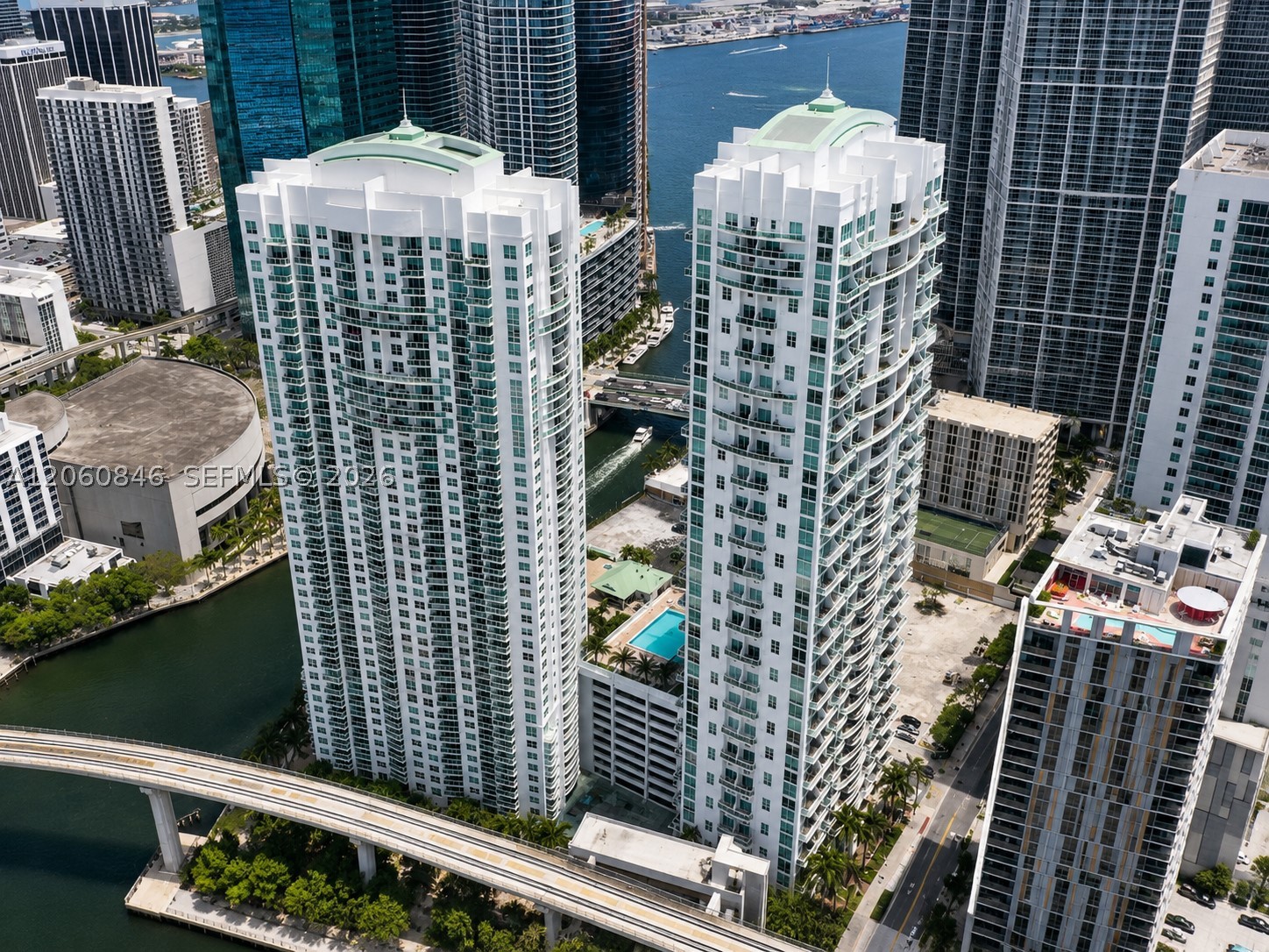 41 SE 5th St #1412, Miami FL 33131