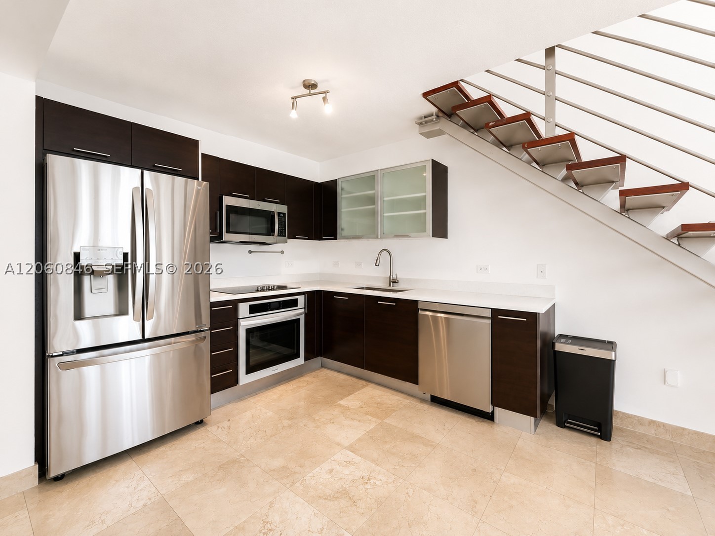 41 SE 5th St #1412, Miami FL 33131