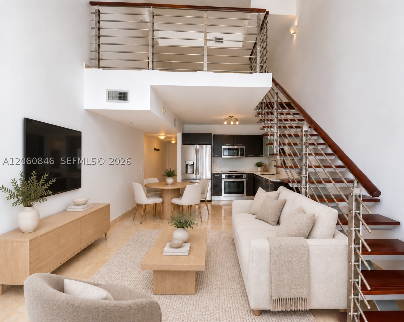 41 SE 5th St #1412, Miami FL 33131