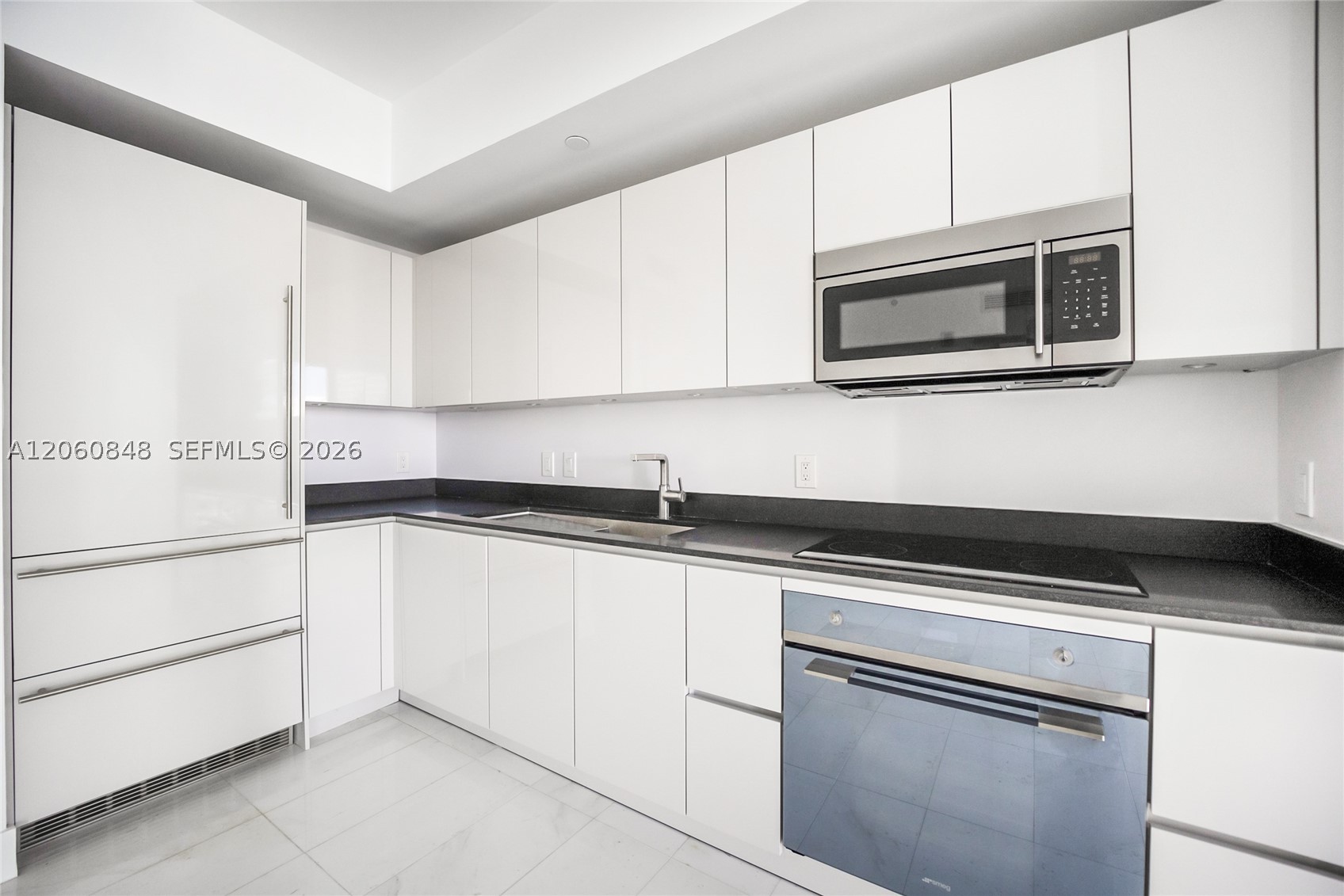 1010 Brickell Ave #2708, Miami FL 33131