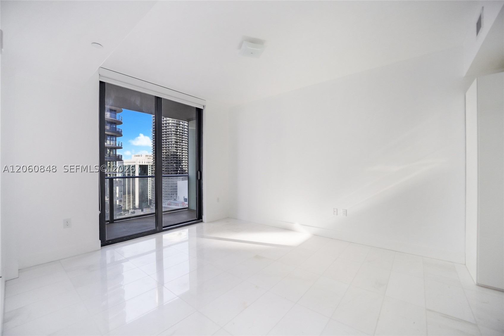 1010 Brickell Ave #2708, Miami FL 33131
