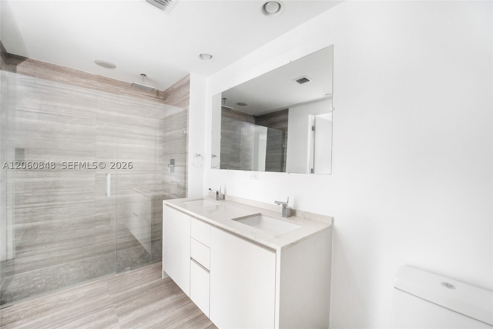 1010 Brickell Ave #2708, Miami FL 33131