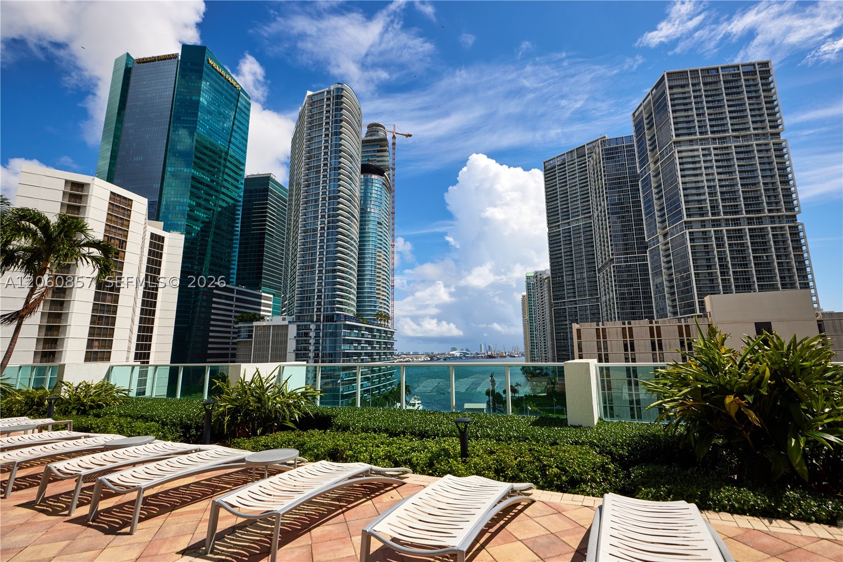 31 SE 5th St #3201, Miami FL 33131