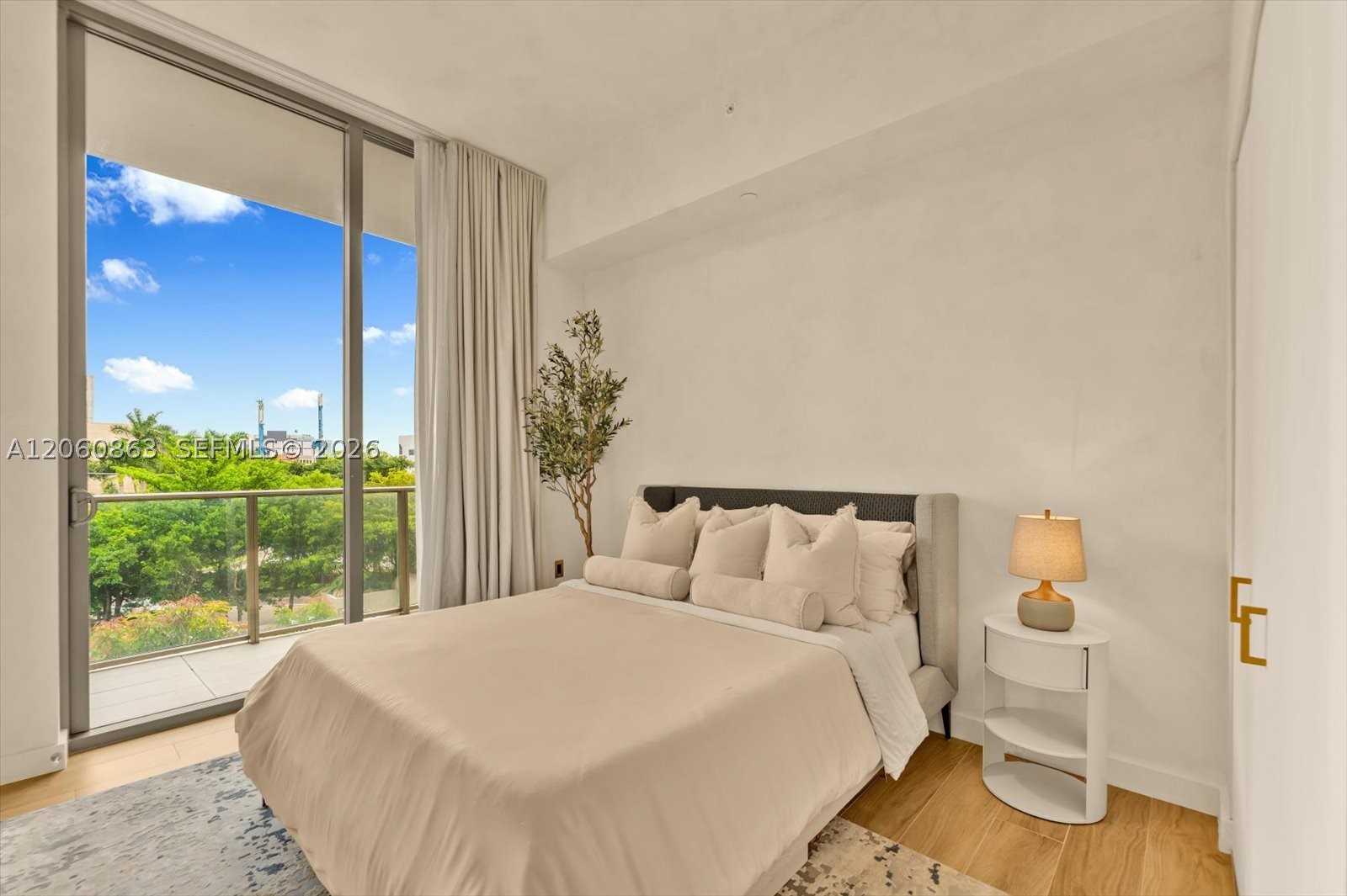 2678 Tigertail Ave #313, Miami FL 33133