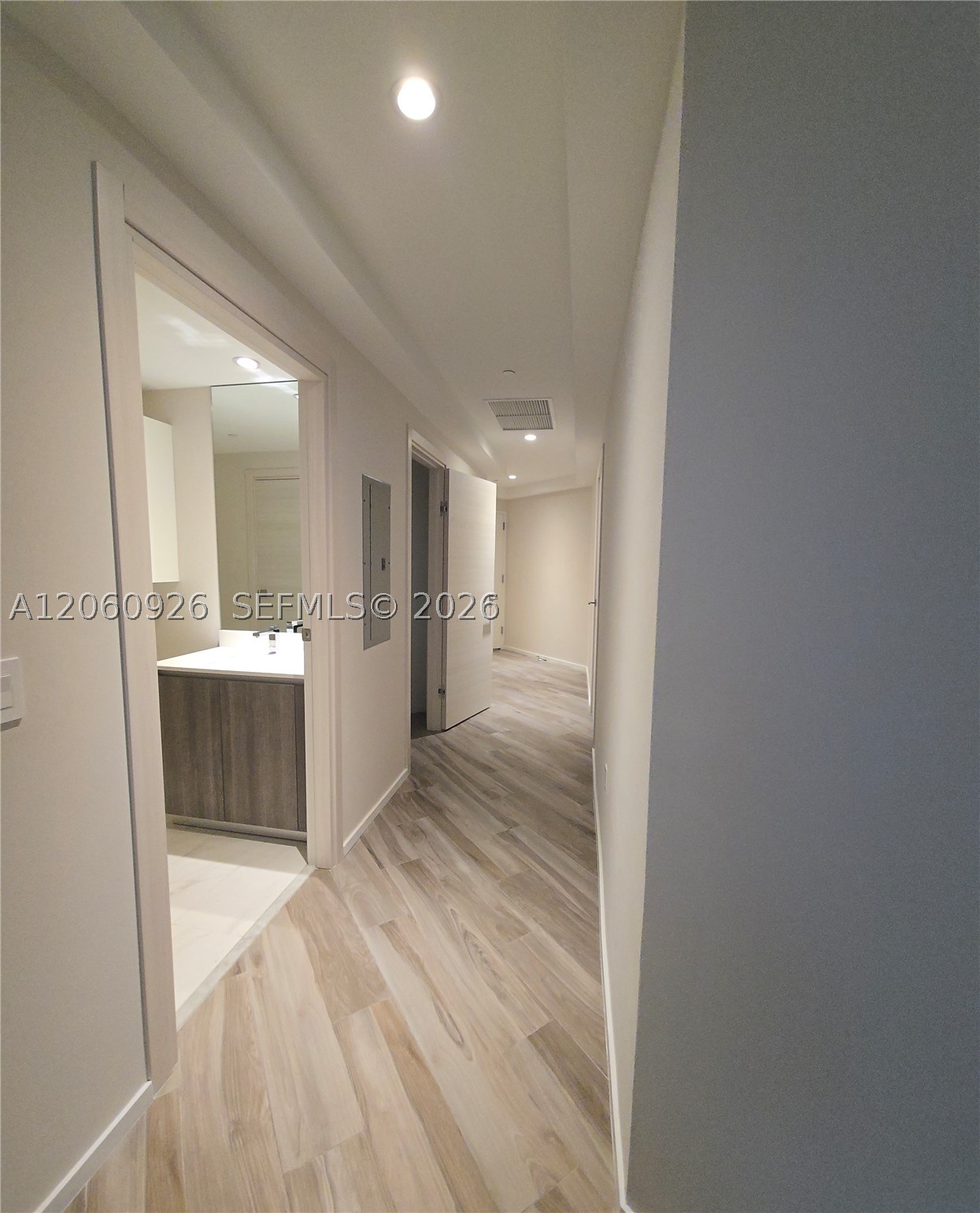 801 S Miami Ave #2205, Miami FL 33130