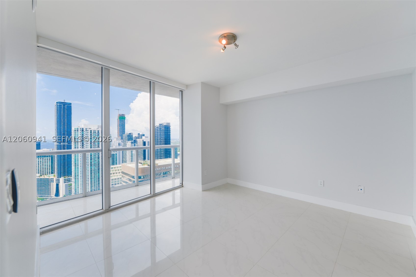 495 Brickell Ave #5205, Miami FL 33131