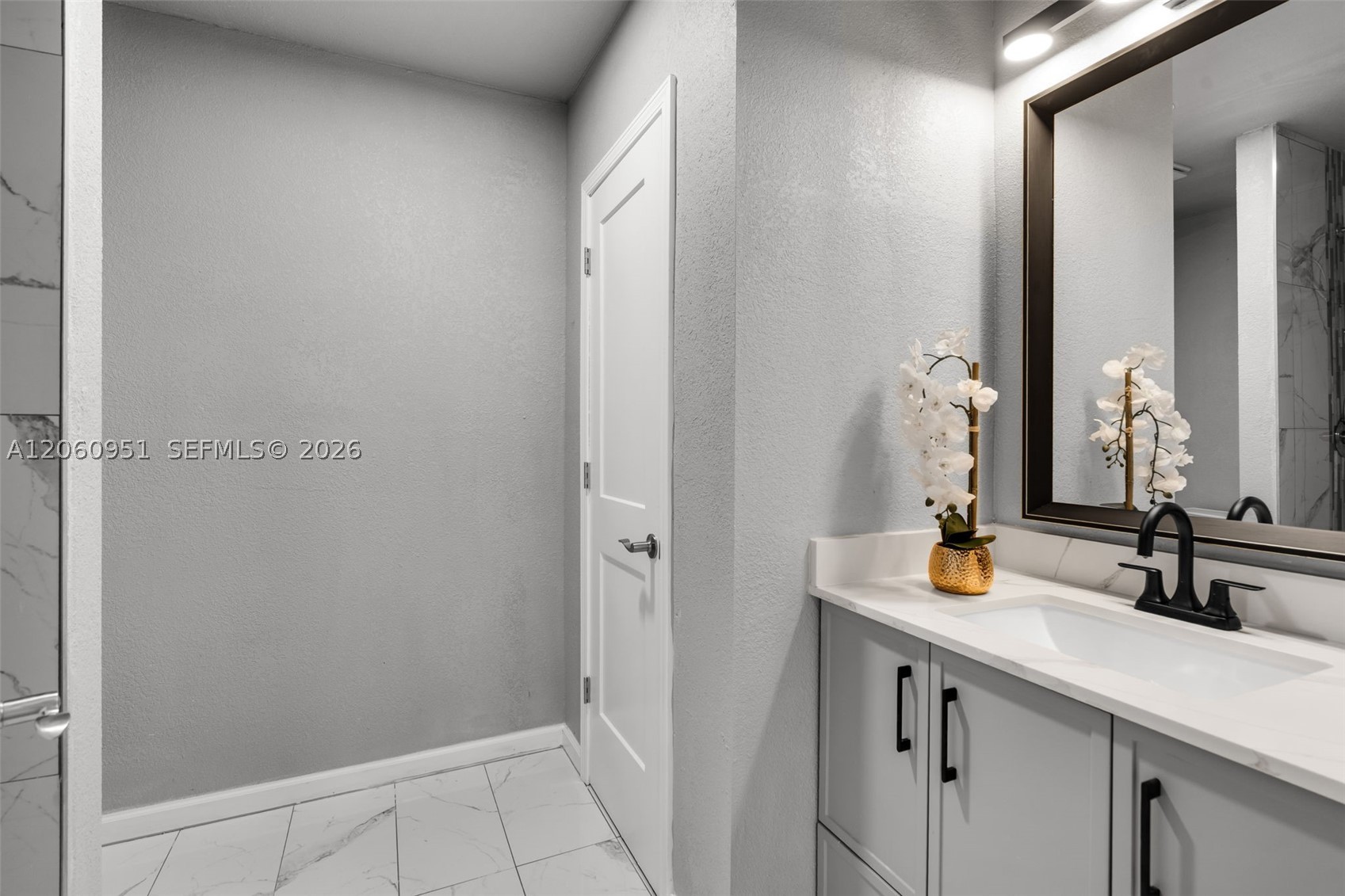 1246 Fisherman St, Opa Locka FL 33054