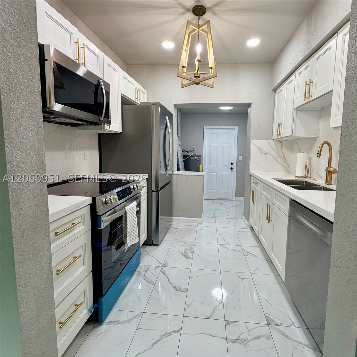 1246 Fisherman St, Opa Locka FL 33054