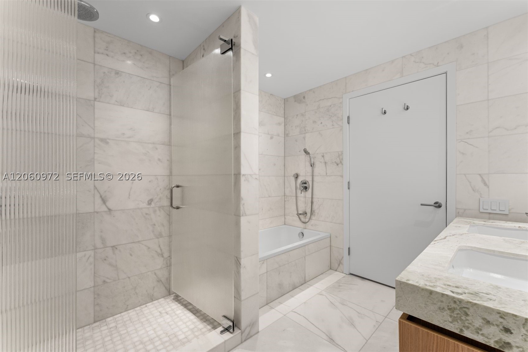500 Alton Rd #2105, Miami Beach FL 33139