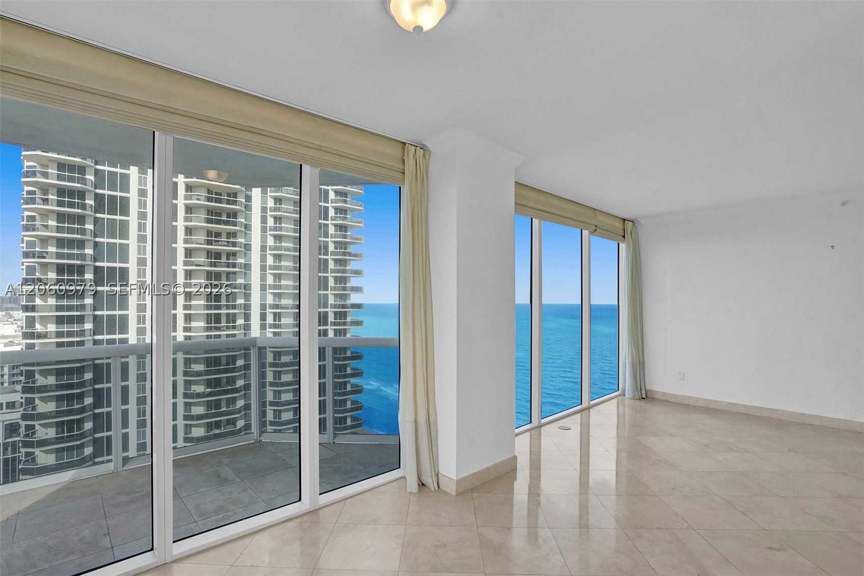 4775 Collins Ave #3007, Miami Beach FL 33140