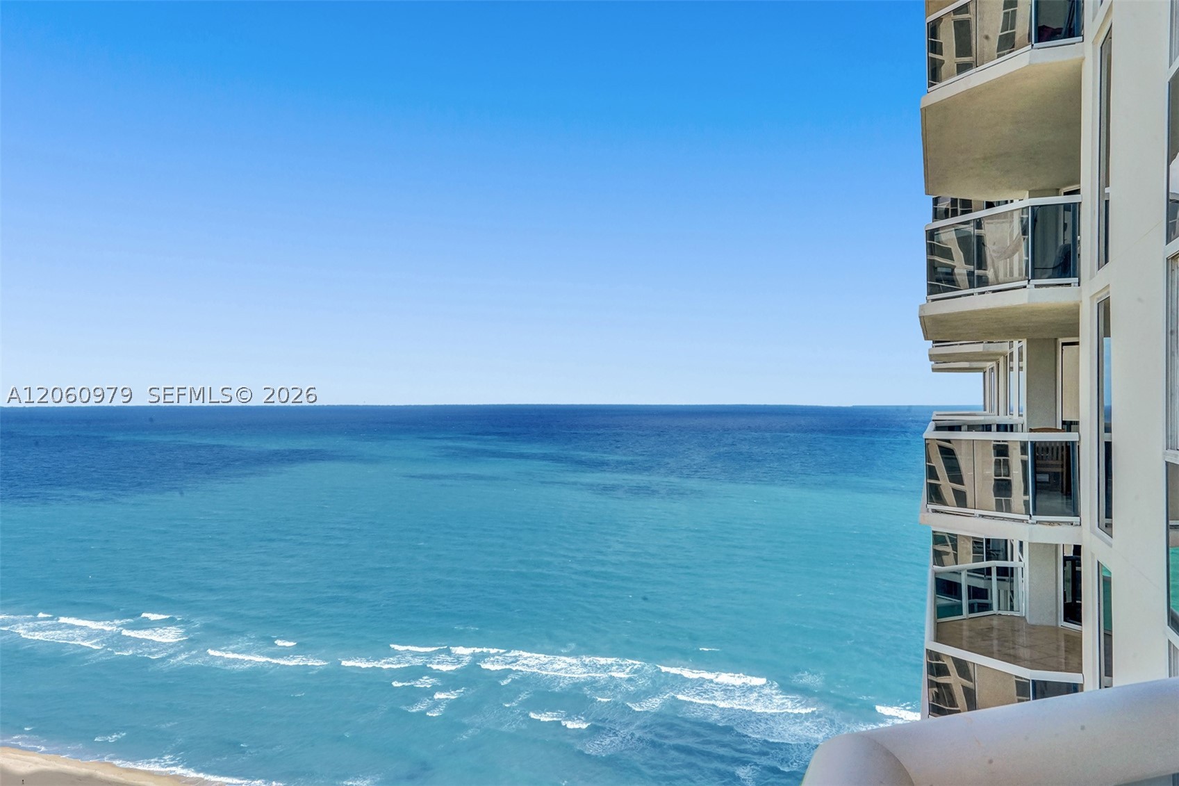 4775 Collins Ave #3007, Miami Beach FL 33140