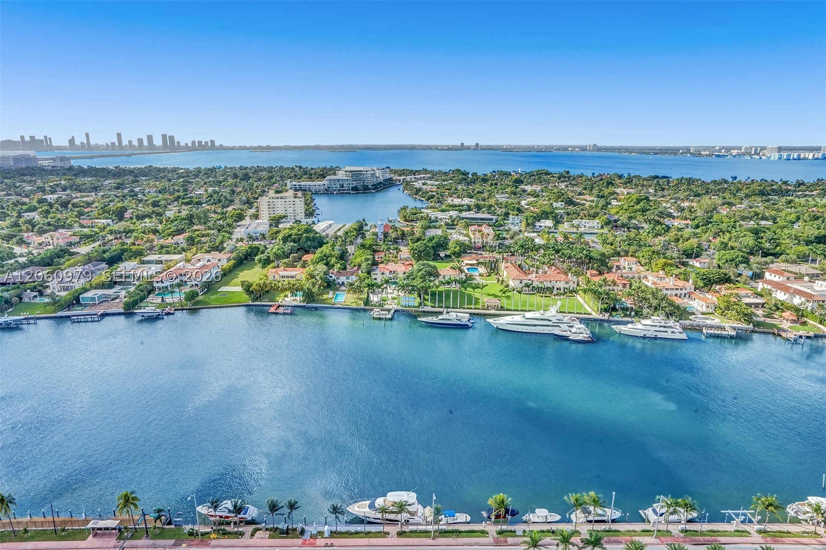 4775 Collins Ave #3007, Miami Beach FL 33140
